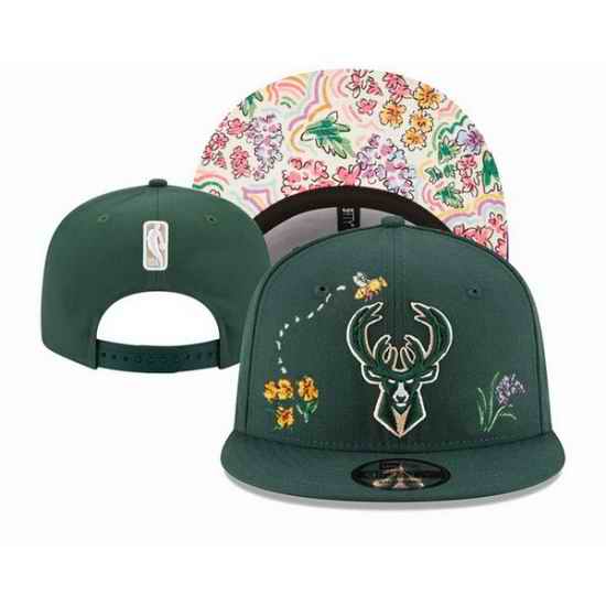Milwaukee Bucks Snapback Cap 25G011