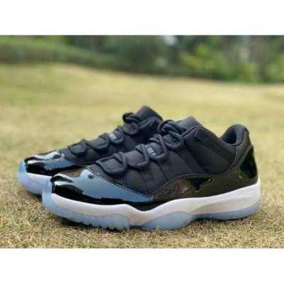 AIR JORDAN 11 RETRO D016