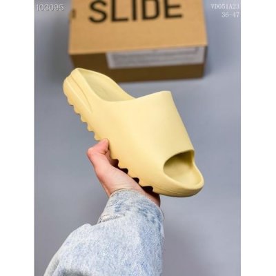 Adidas Yeezy Slide Women 001