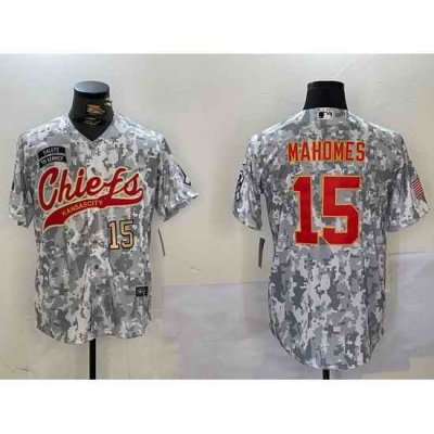 Men Kansas City Chiefs 15 Patrick Mahomes 2024 Arctic Camo Salute To Service Stitched Baseball Jersey 1