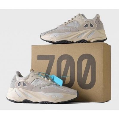 Yeezy 700 Men Shoes 005