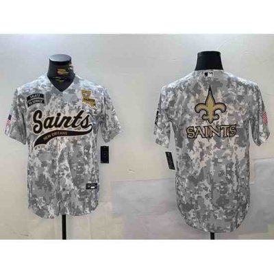 Men New Orleans Saints Team Big Logo 2024 Arctic Camo Salute To Service Stitched Baseball Jersey 3