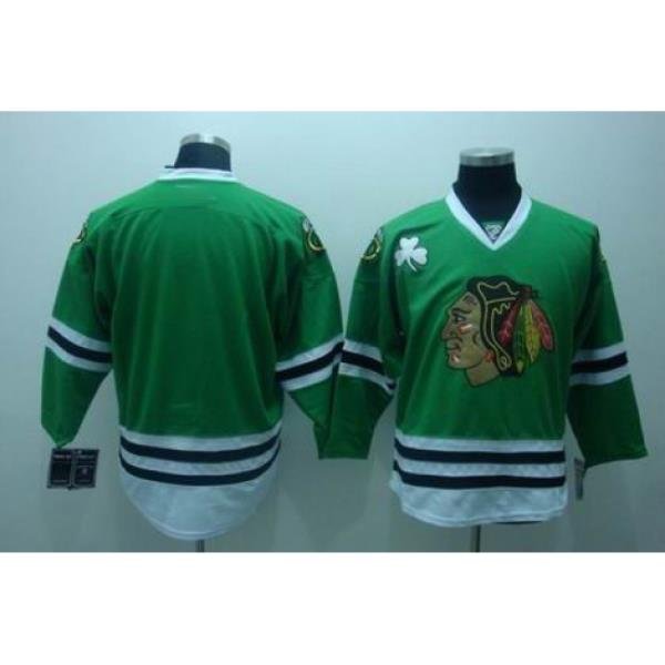 Chicago Blackhawks blank Green Jerseys