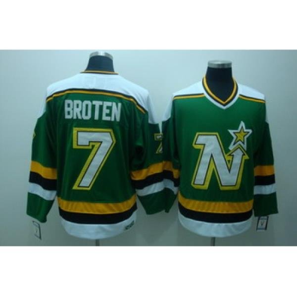 Dalls Stars 7 Broten Green Jerseys CCM